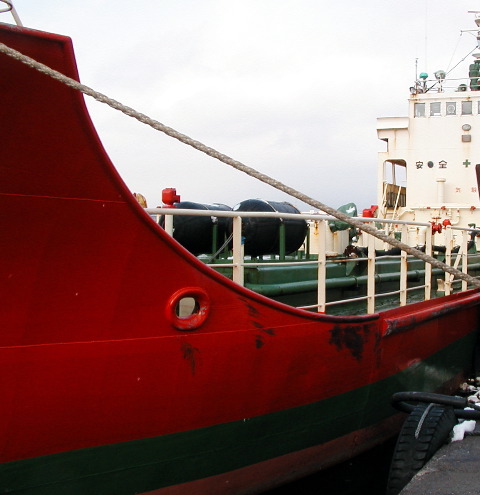 Red and Green boats!