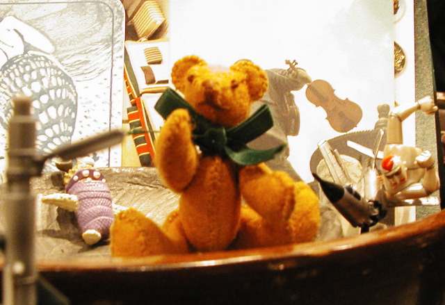 bear at Ramen shop